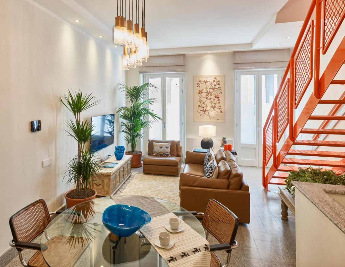 Apartamento Right House - Indipendent In Characteristic Marina District Cagliari Exterior foto